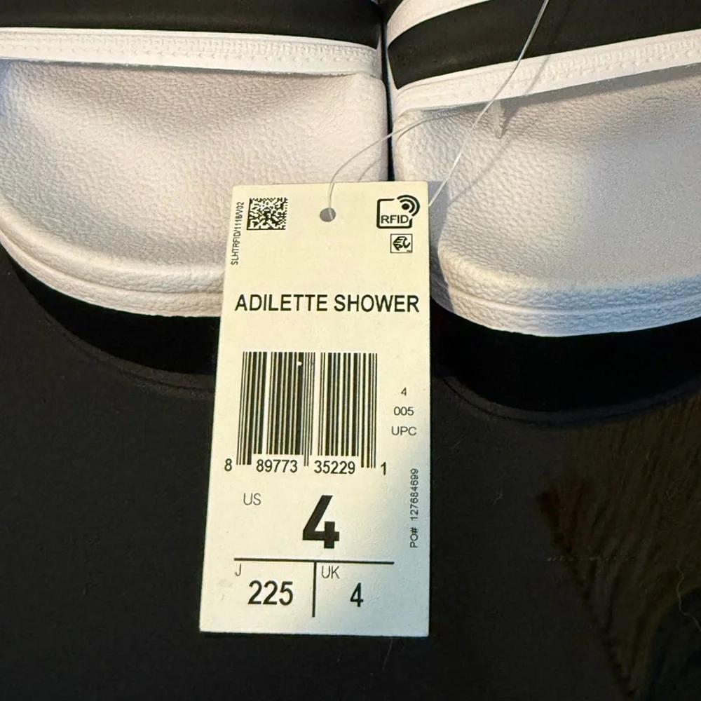 BRAND NEW Size 4 Adidas Adilette Shower Kids Slides Black/White